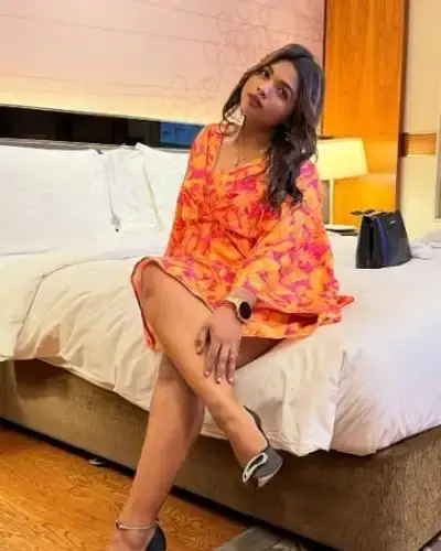 Escorts In Renapur